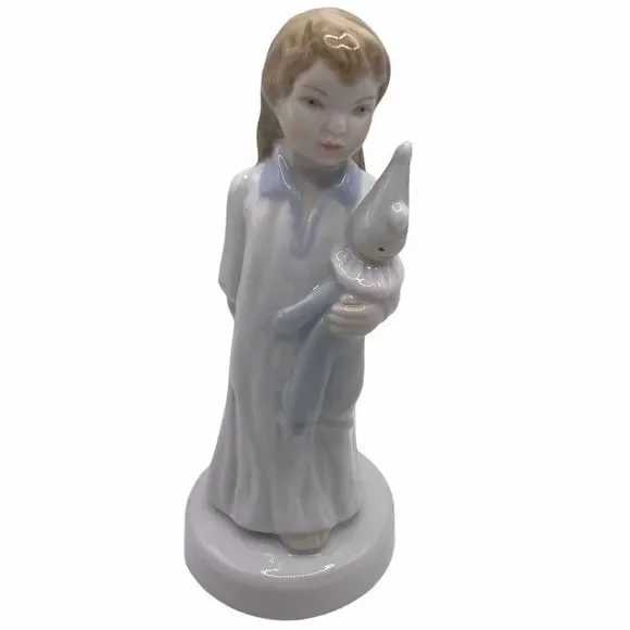 ROYAL DUX CZECH HAND PAINTED  PORCELAIN GIRL WITH CLOWN FIGURINE 6" - Picture 3 of 9